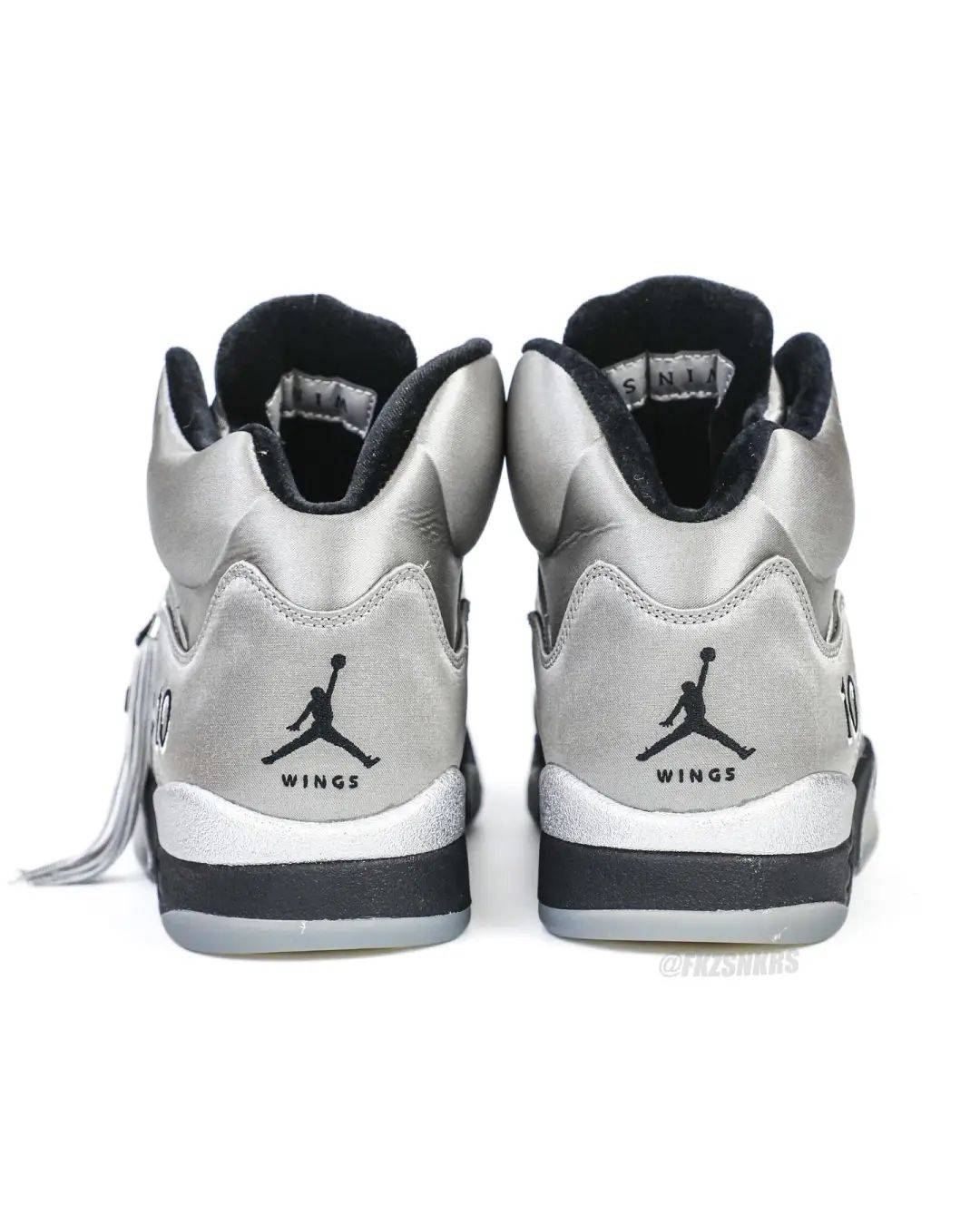 絲綢鞋面<strong></p>
<p>絲綢</strong>！AJ5 “Wings” 最新實物來了！:絲綢